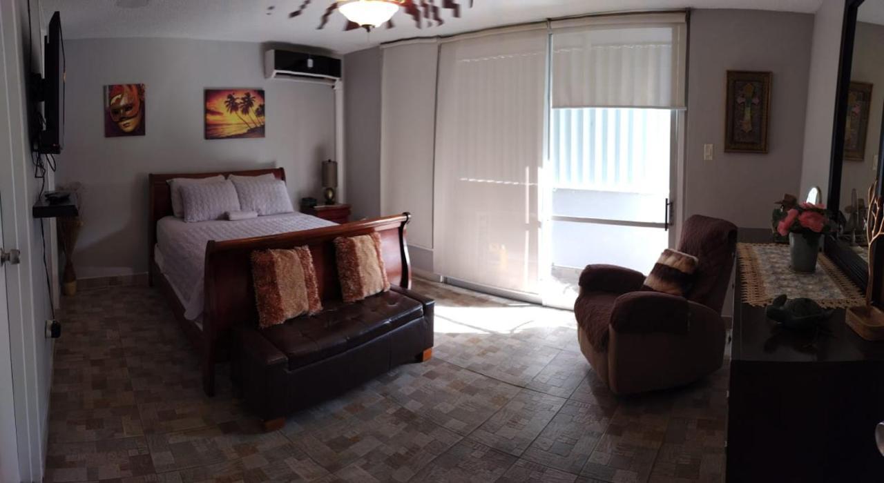 Saint Tropez Apartment San Juan Bagian luar foto