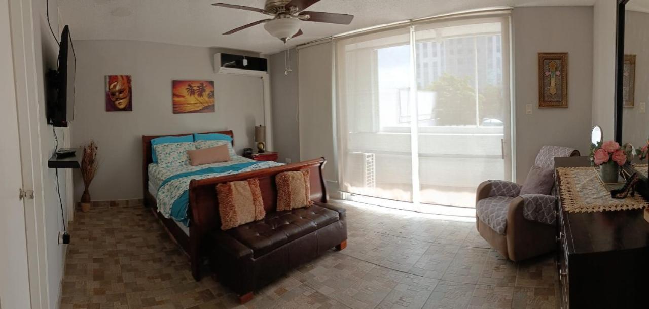Saint Tropez Apartment San Juan Bagian luar foto