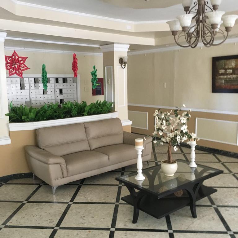 Saint Tropez Apartment San Juan Bagian luar foto