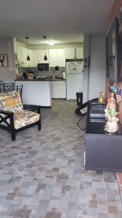 Saint Tropez Apartment San Juan Bagian luar foto