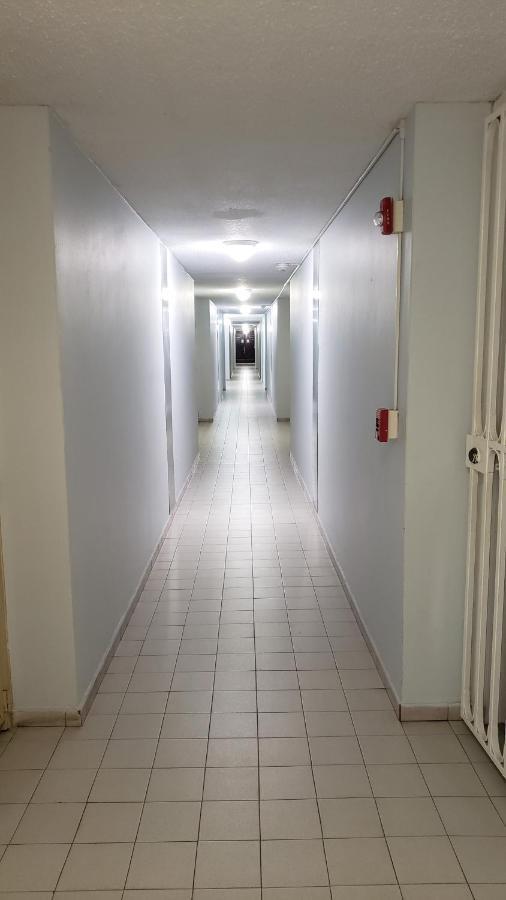 Saint Tropez Apartment San Juan Bagian luar foto